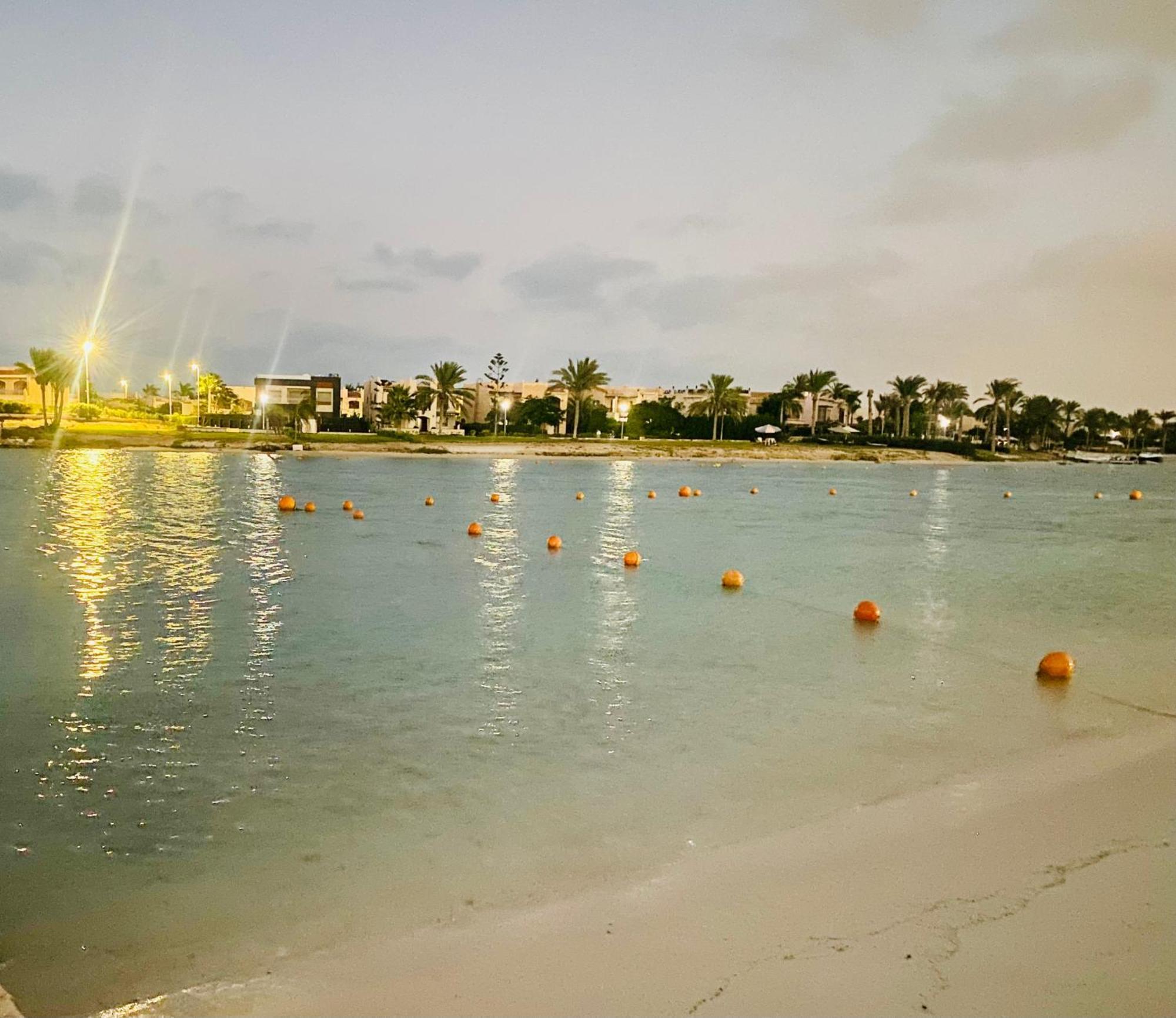Porto Golf Marina Aqua Park & Beach Access By Best Of Bedz El Alamein Exteriör bild