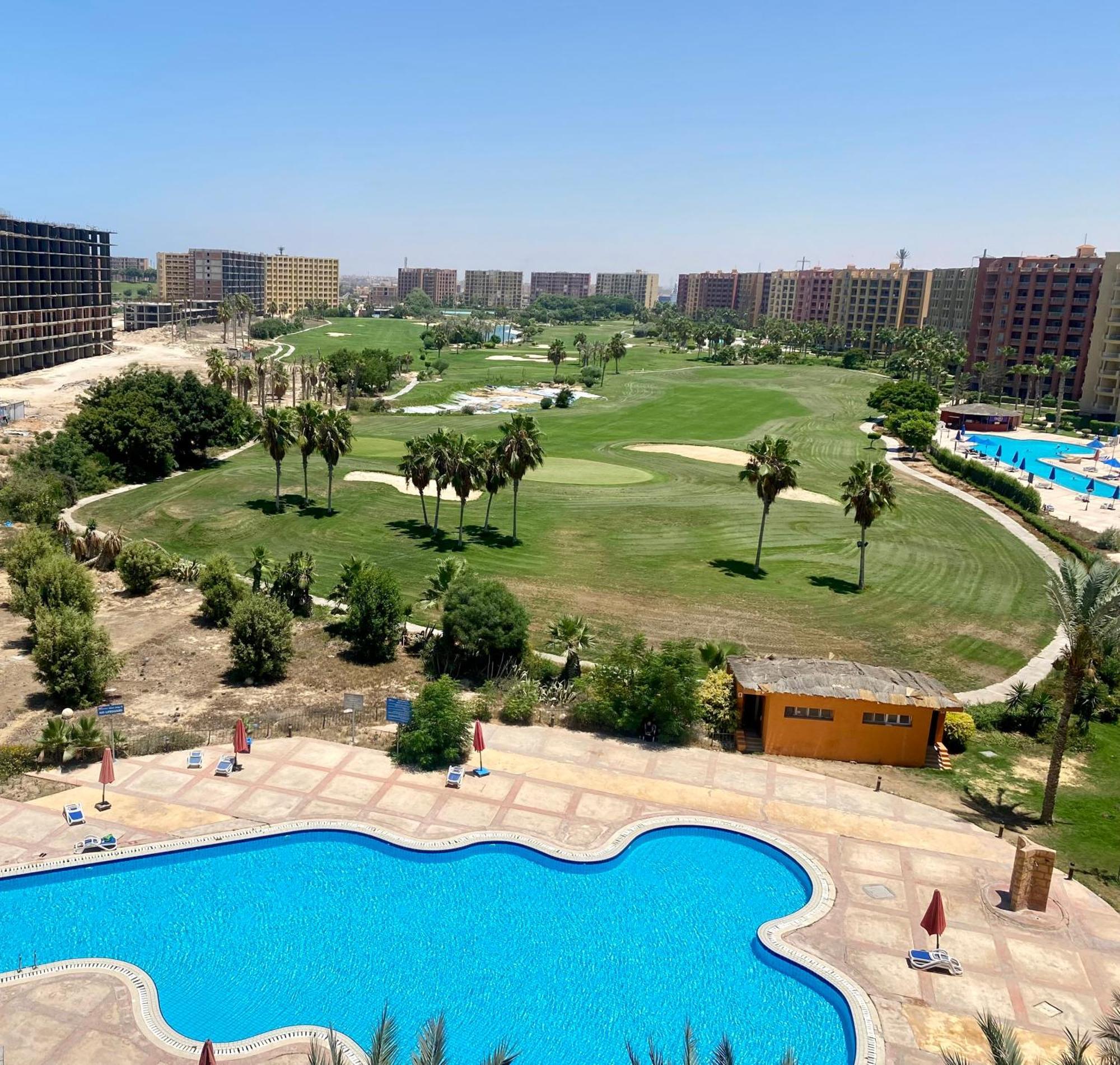 Porto Golf Marina Aqua Park & Beach Access By Best Of Bedz El Alamein Rum bild